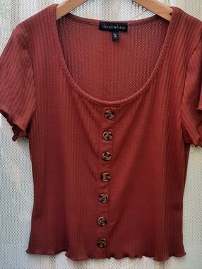 Derek Heart Women's Short Sleeve Ribbed Faux Button Up Crop Top Size L Coral